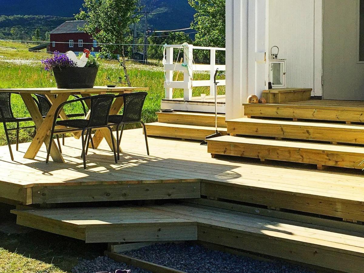 6 Person Holiday Home In Senjahopen Mefjordvær Værelse billede